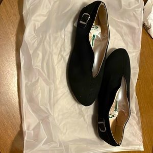 Precious orthopedic black suede ballet flats NEVER WORN.